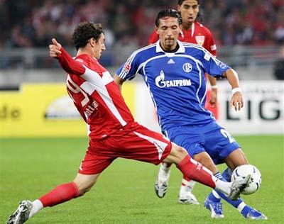 聯繫在一起 聯繫在一起